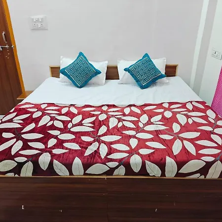 Awadh Green Home Stay - Free Pickup From Ayodhya Dham Railway Station Exterior photo